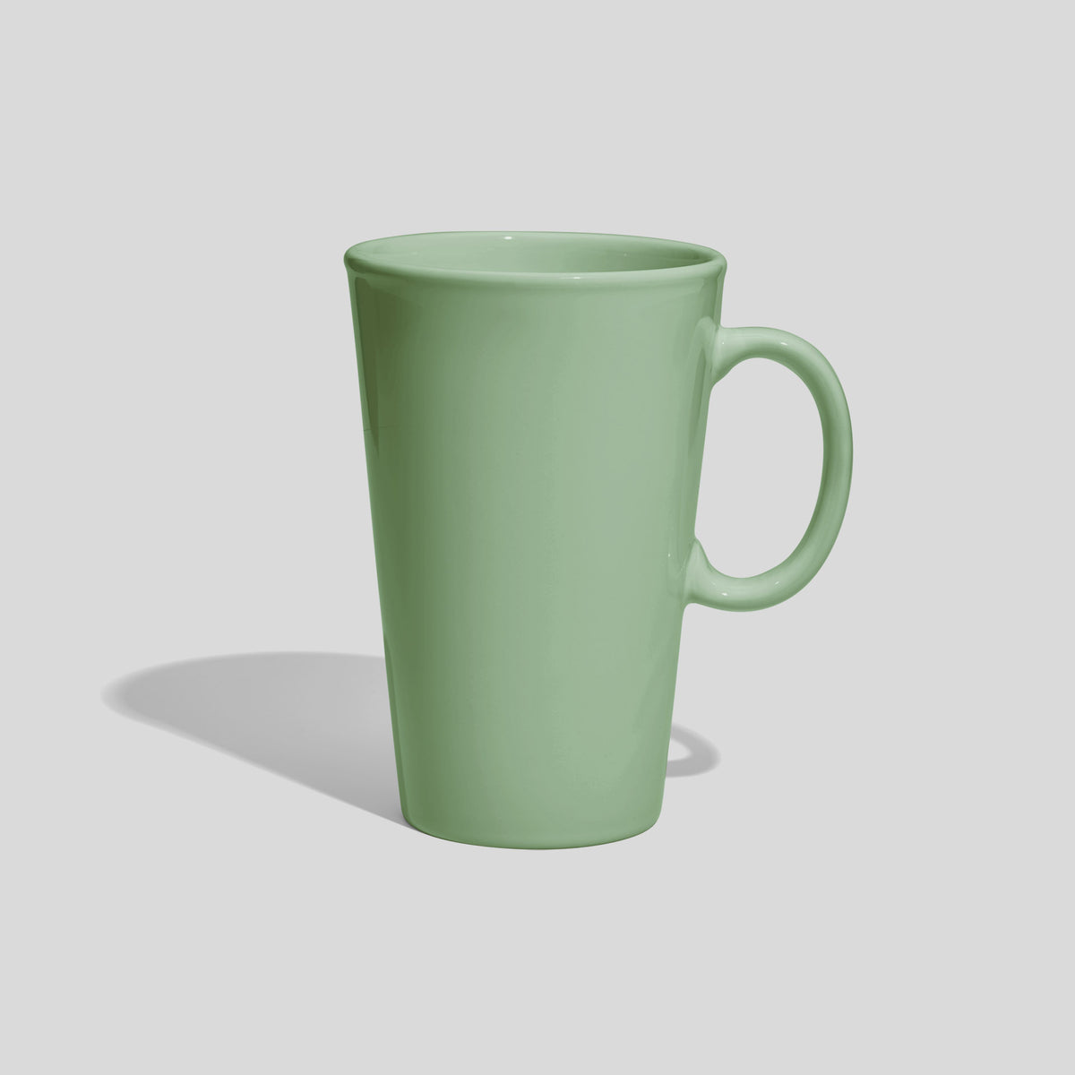 Hoher konischer Kaffeebecher 740 ml mit Ringhenkel – Mintgrün