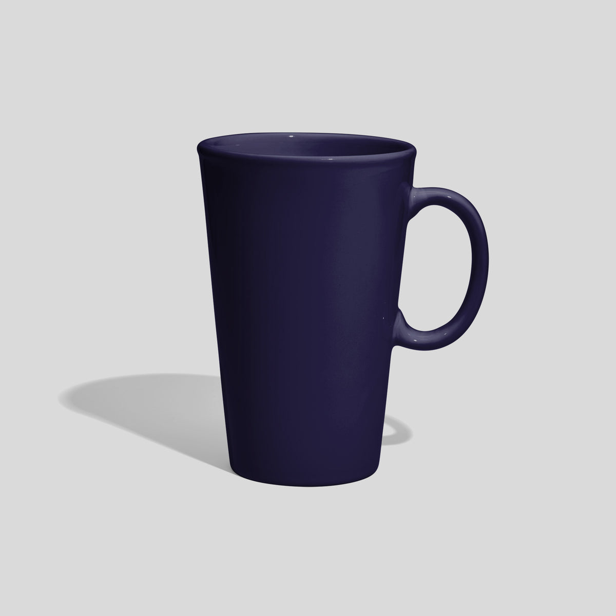 Hoher konischer Kaffeebecher 740 ml mit Ringhenkel – Nachtblau