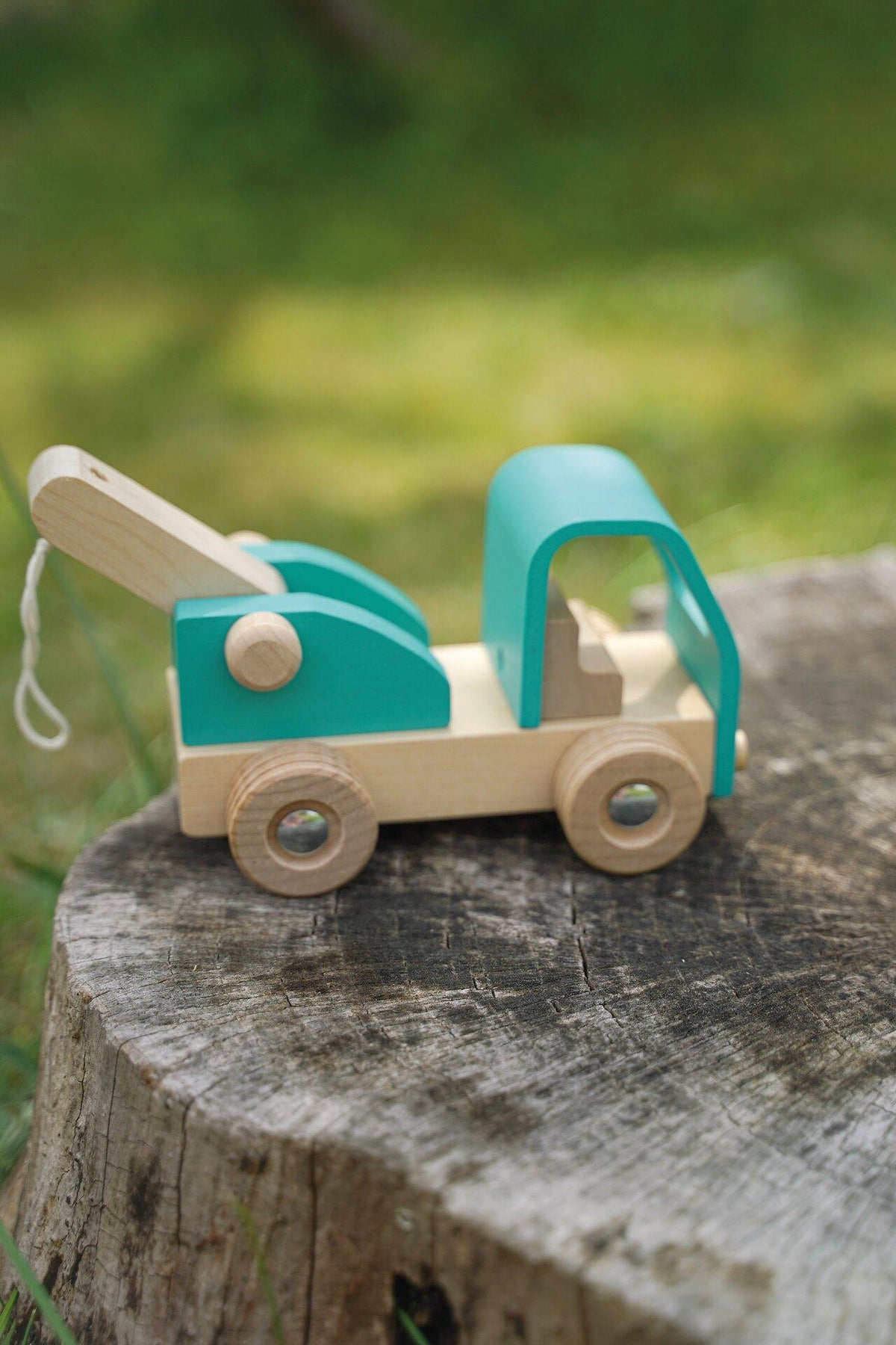 Holz Abschleppwagen mit Kranarm und Schnur, 15,8 cm lang – Einzelteile