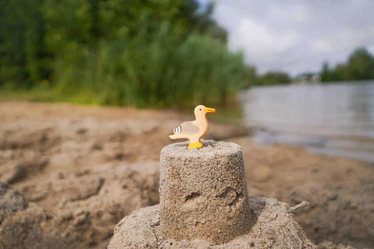 HOLZTIGER Holzfigur Möwe mit orangem Schnabel