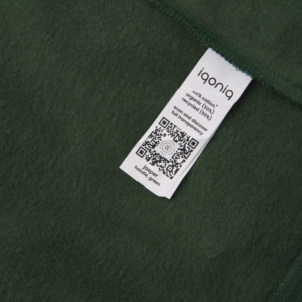 IQONIQ Jasper Hoodie aus recycelter Baumwolle – forest green