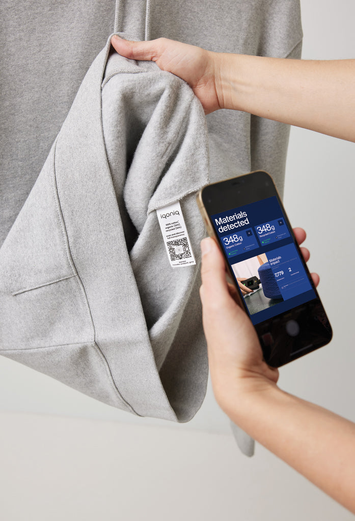 IQONIQ Torres ungefärbter Hoodie aus recycelter Baumwolle