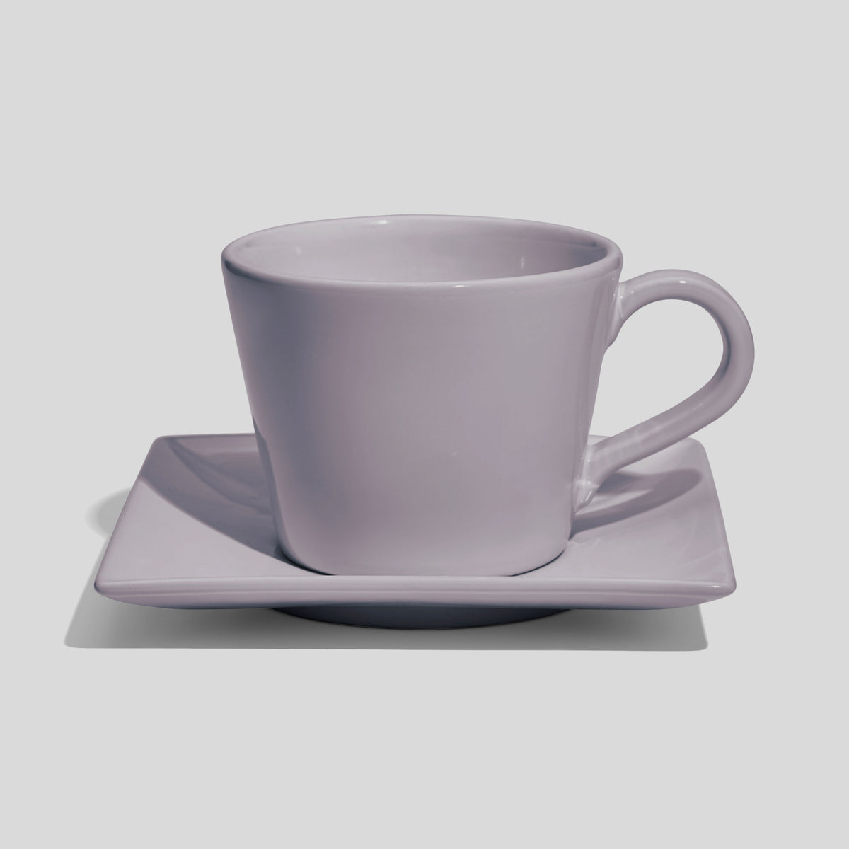 Kegelförmige Kaffeetasse mit eckiger Untertasse 420 ml – Hellgrau