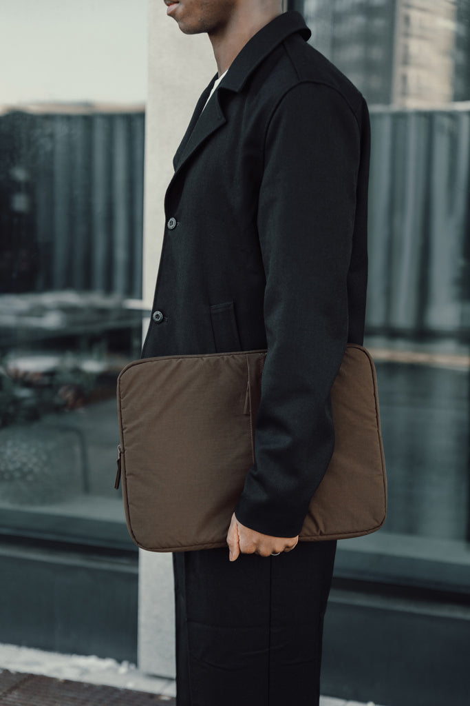 KENTO URBAN 15,6" Laptop-Sleeve aus RCS rec. Nylon
