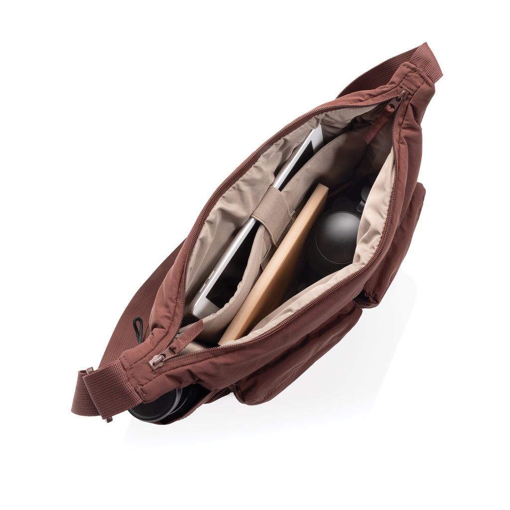 KENTO URBAN gepolsterte Crossover-Tasche aus RCS rec. Nylon – burgunderrot