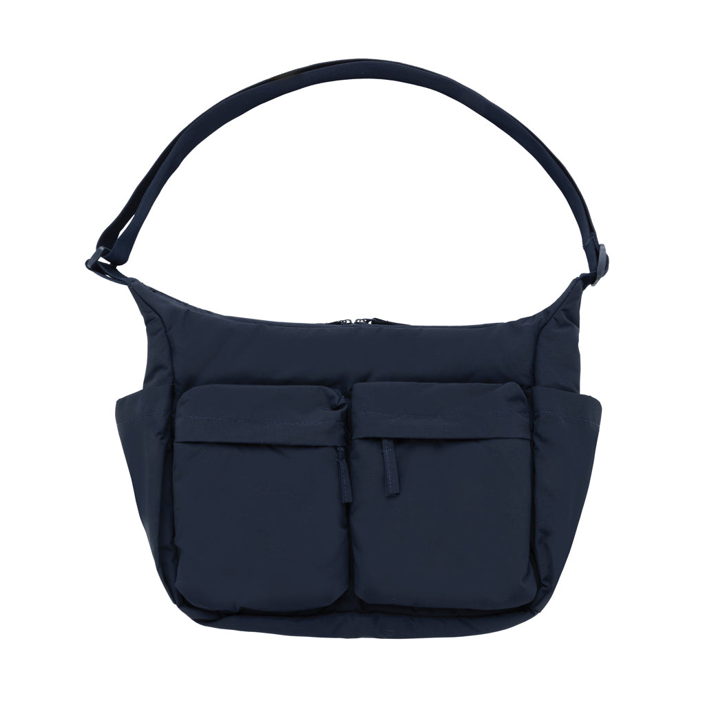 KENTO URBAN gepolsterte Crossover-Tasche aus RCS rec. Nylon – navy blau