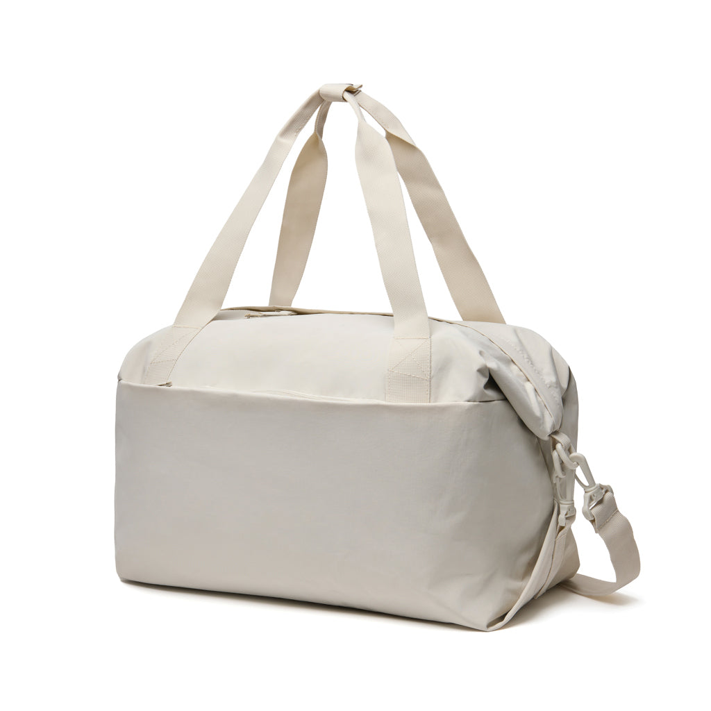 KENTO URBAN Weekender aus RCS recyceltem Nylon – beige