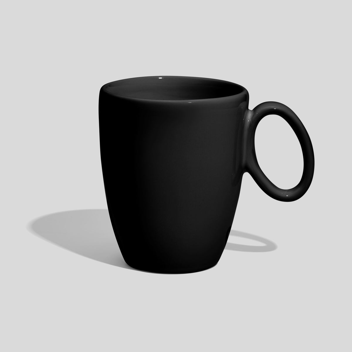 Keramiktasse 250 ml mit ovalem Ringhenkel – Schwarz