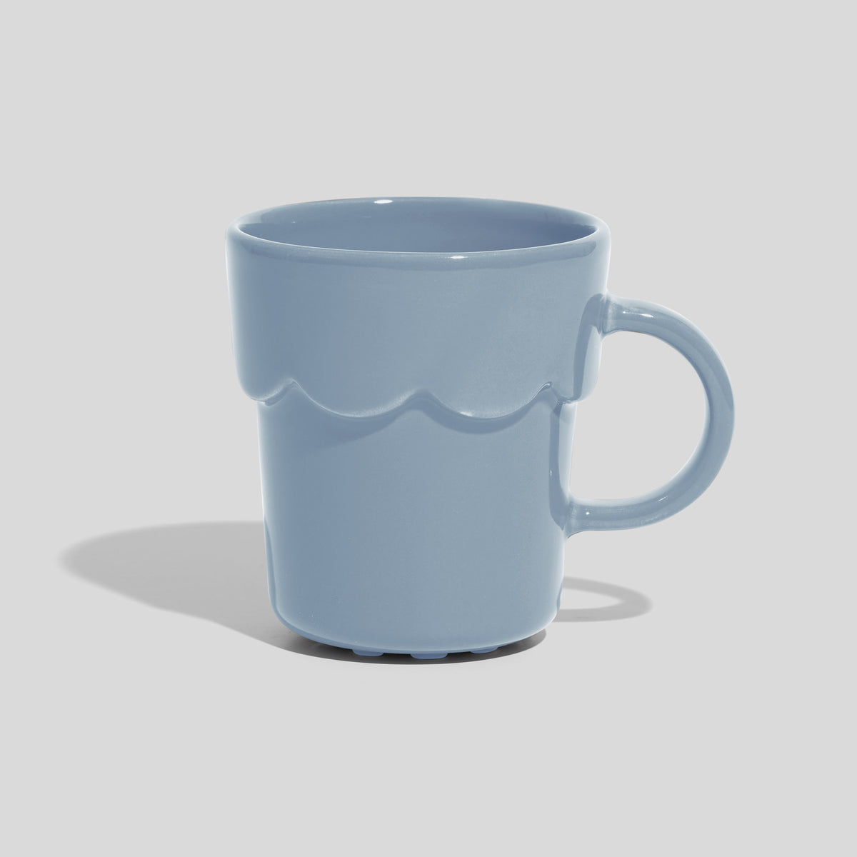Keramiktasse 250 ml mit Wellenrelief und rundem Henkel – Hellblau