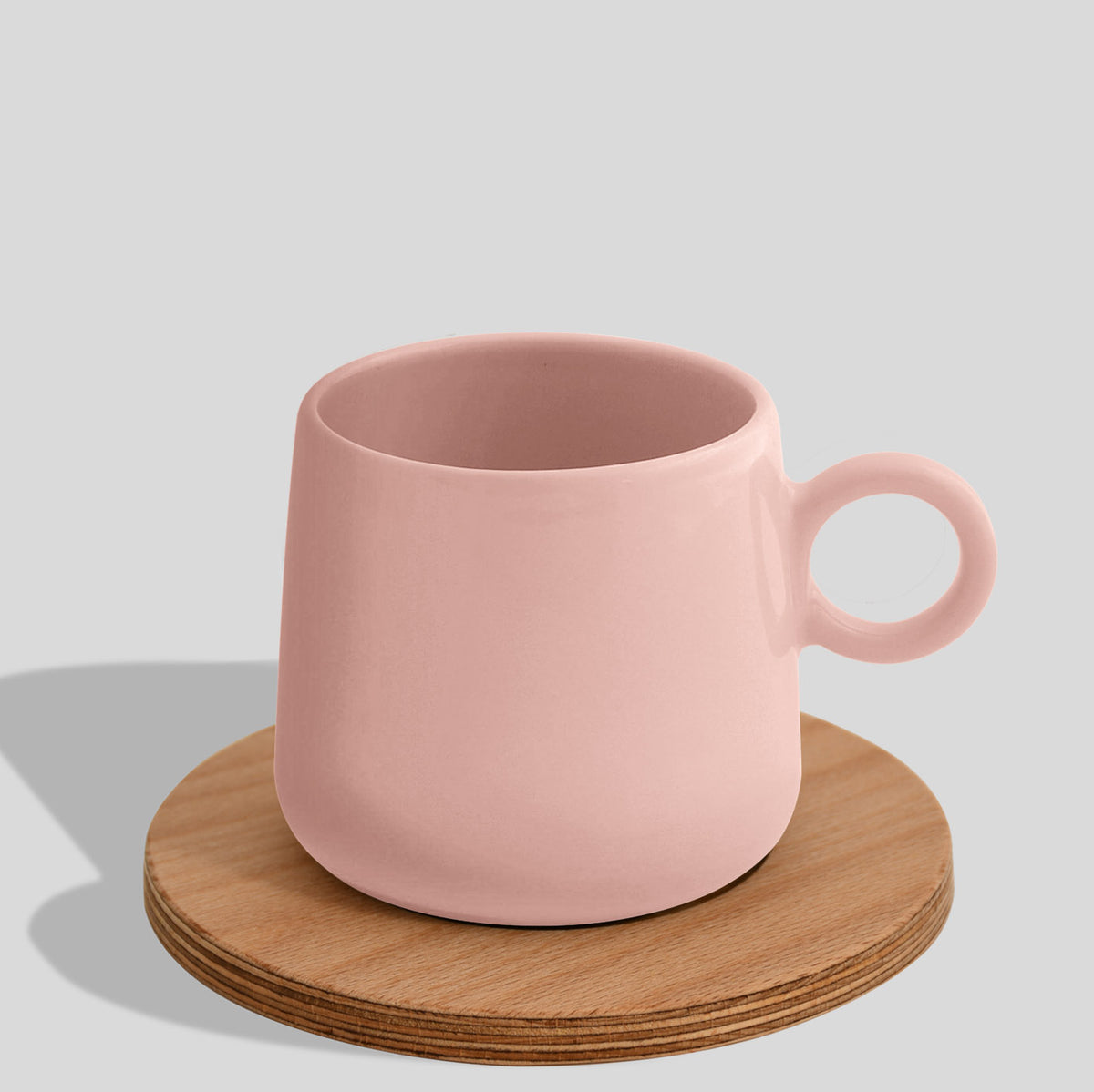 Keramiktasse 275 ml mit Ringhenkel und Holzuntersetzer – Rosa