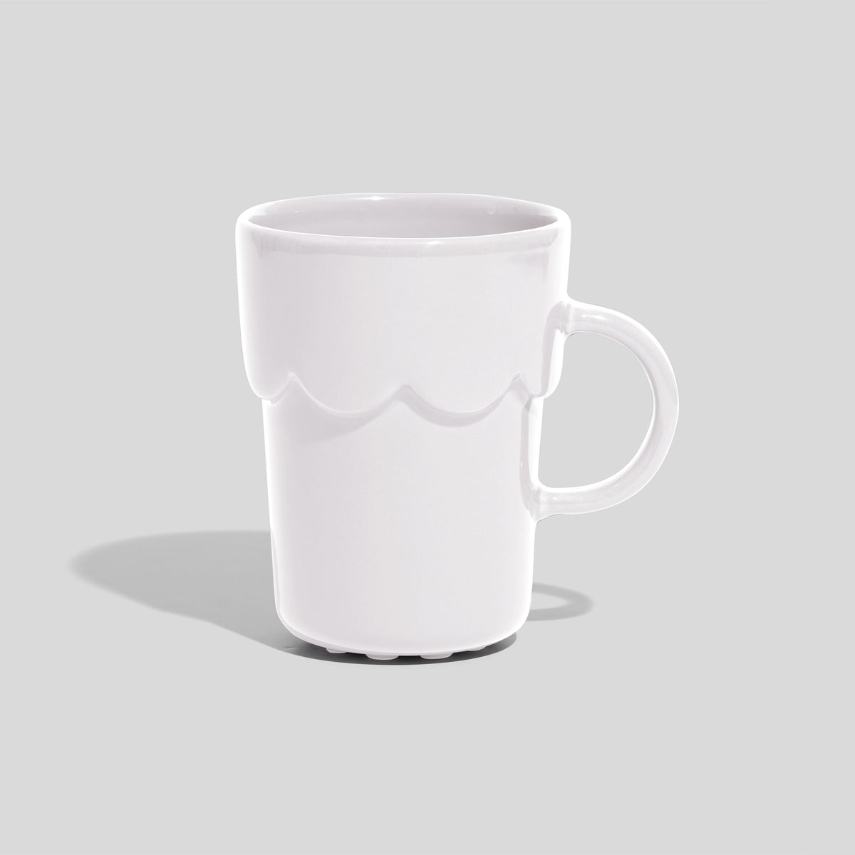 Keramiktasse 300 ml mit Wellenrelief – Weiß