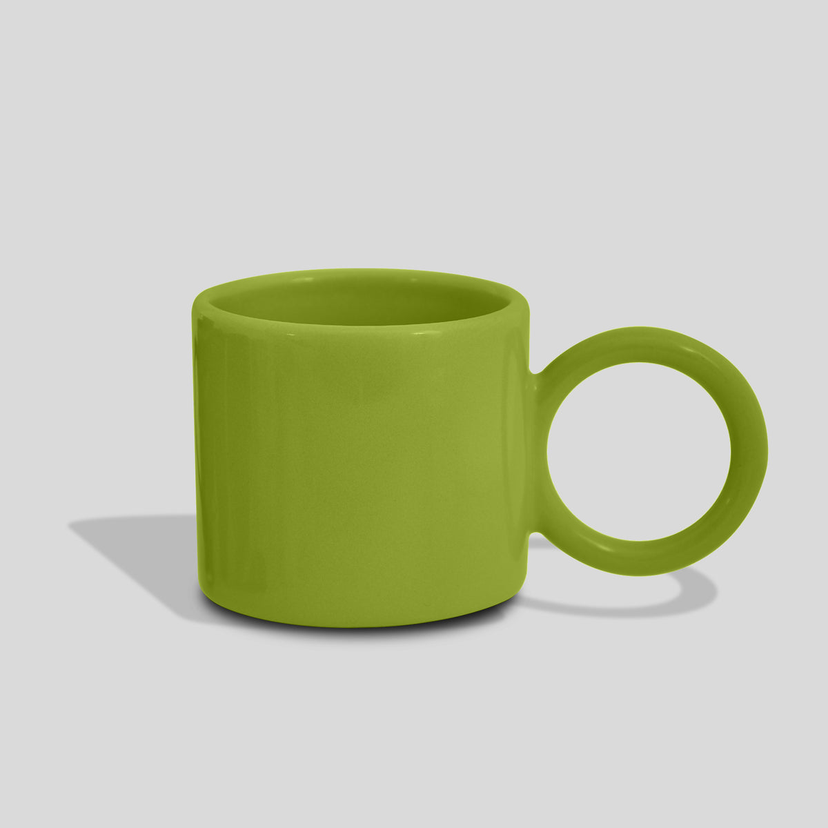 Keramiktasse 320 ml mit großem Kreishenkel – Olivgrün
