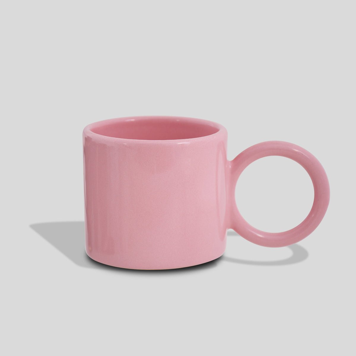 Keramiktasse 320 ml mit großem Kreishenkel – Rosa