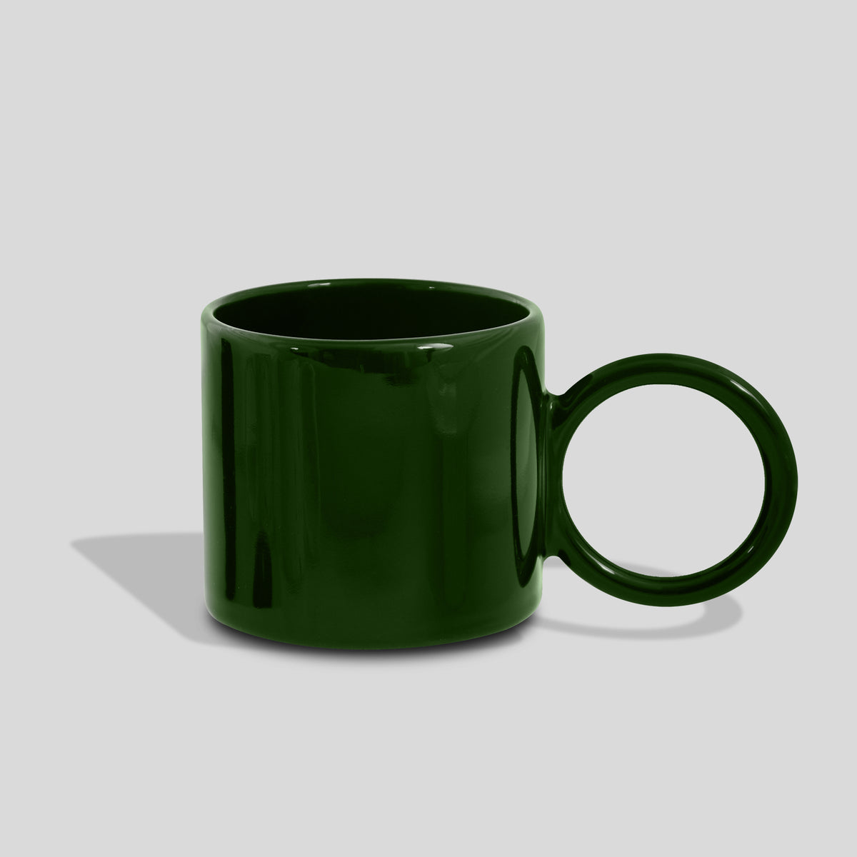 Keramiktasse 320 ml mit großem Kreishenkel – Tannengrün