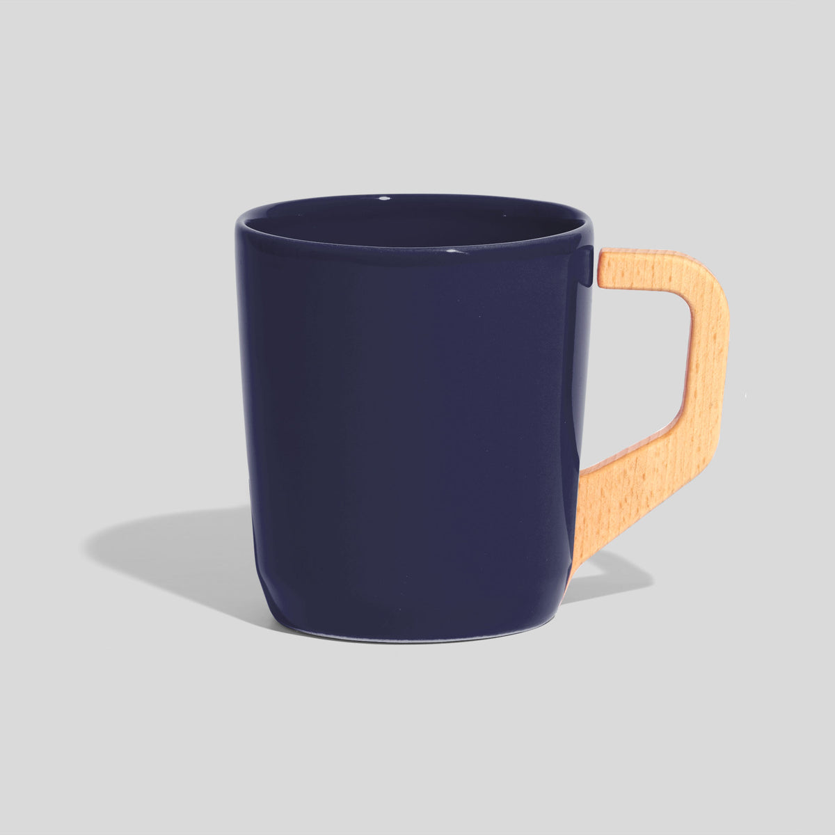Keramiktasse 320 ml mit schrägem Eckhenkel – Marineblau