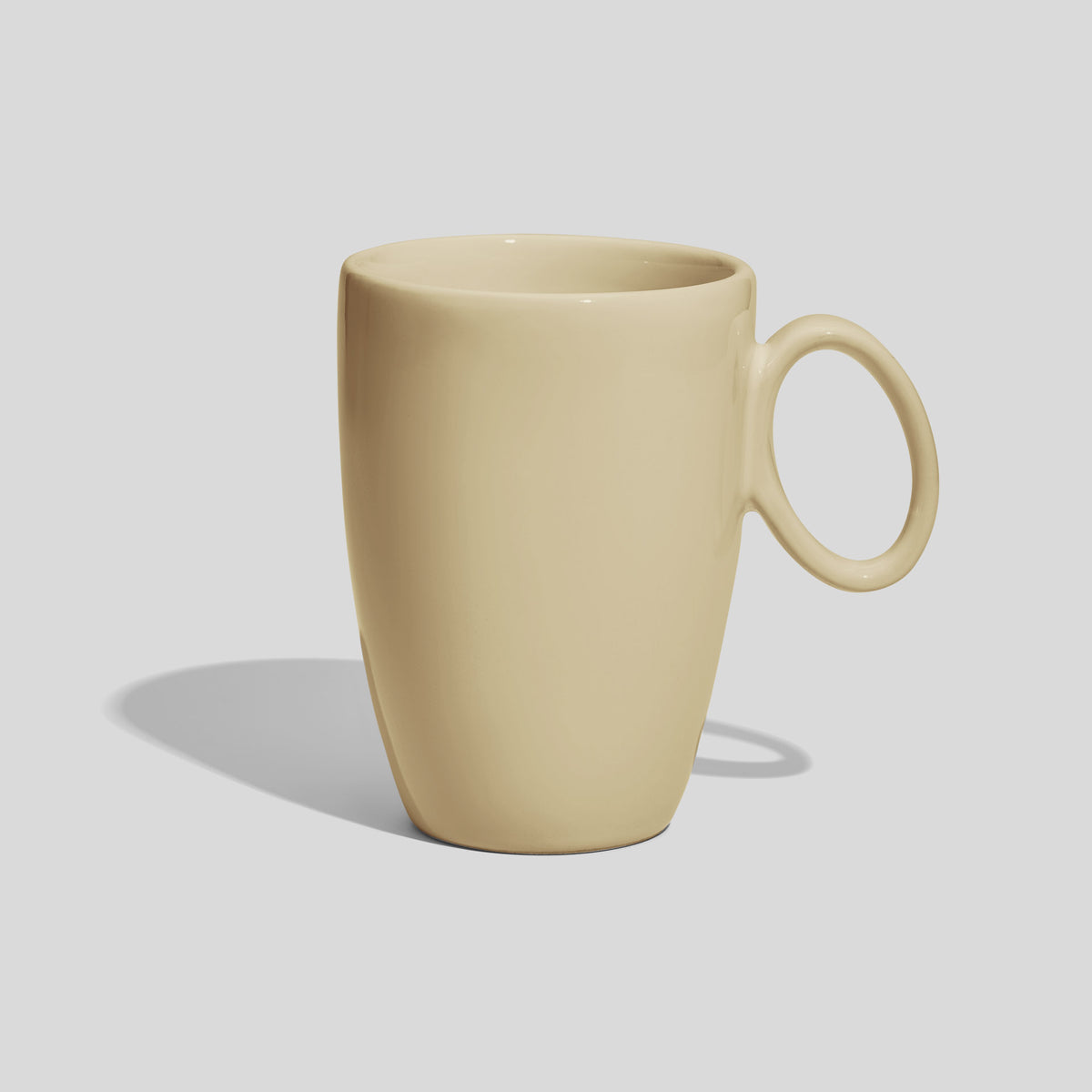 Keramiktasse 330 ml mit ovalem Ringhenkel – Beige