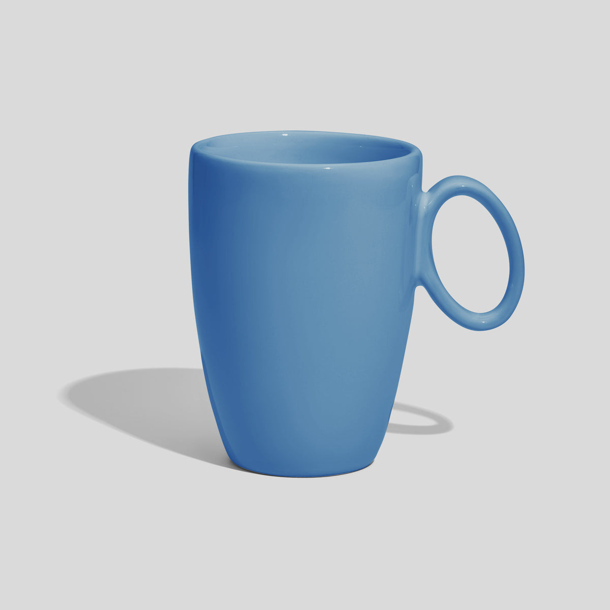 Keramiktasse 330 ml mit ovalem Ringhenkel – Himmelblau