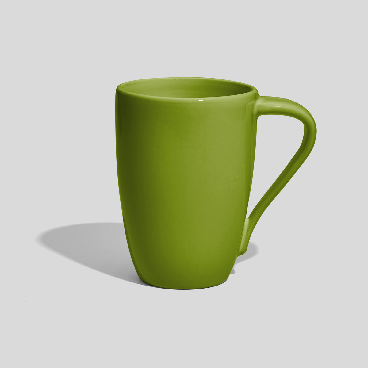 Keramiktasse 330 ml mit schräg nach unten laufendem Henkel – Olivgrün