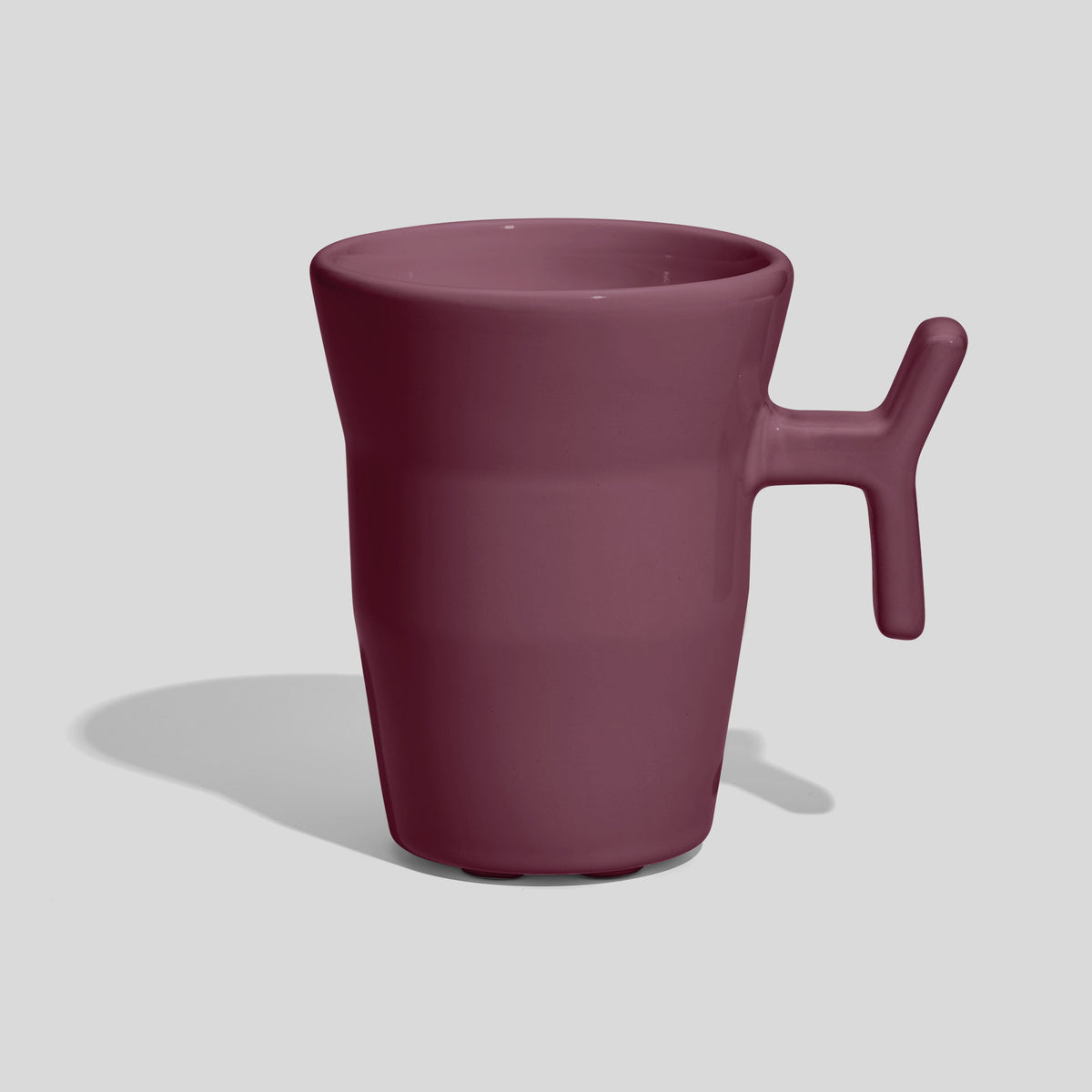 Keramiktasse 330 ml mit Stabhenkel und Formdelle – Mauve