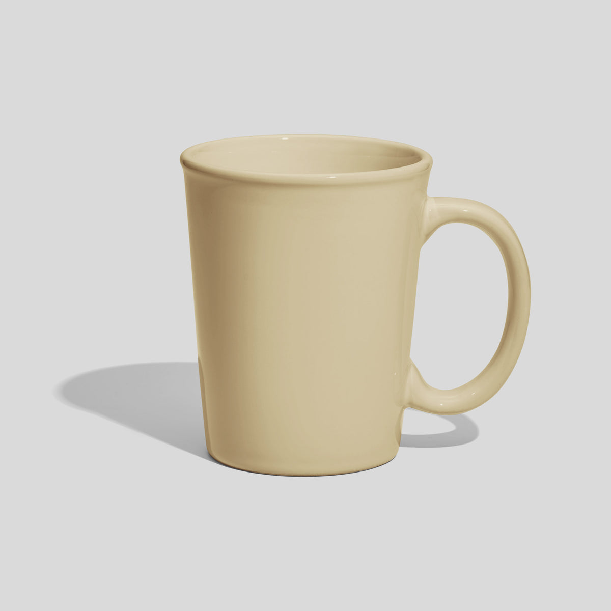 Keramiktasse 350 ml mit Ovalhenkel und Wulstrand – Beige