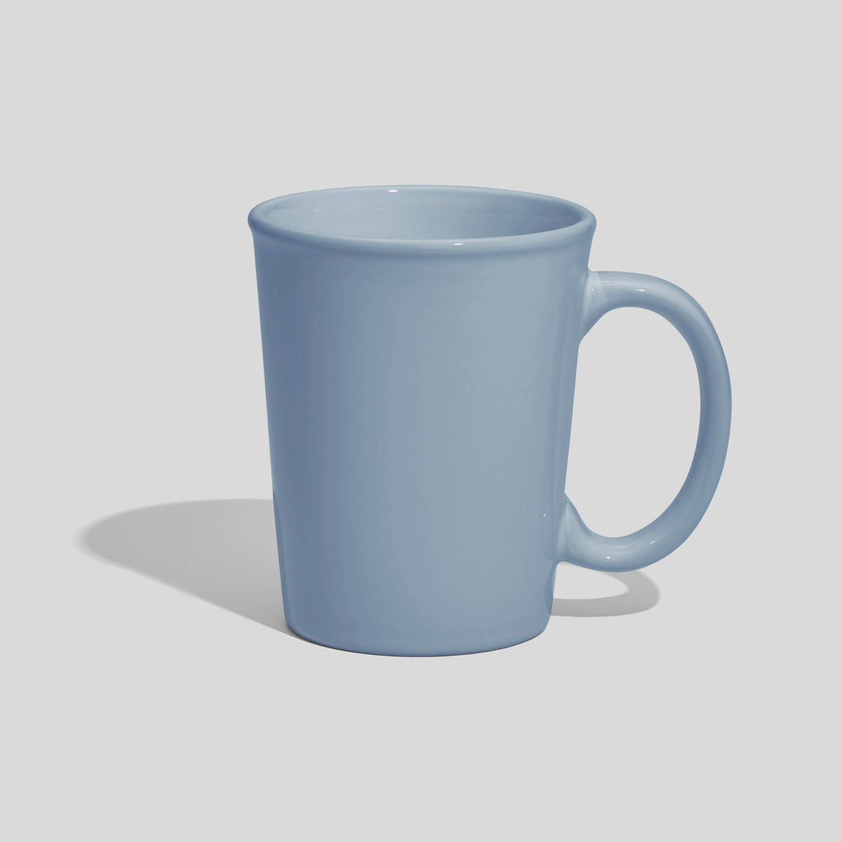 Keramiktasse 350 ml mit Ovalhenkel und Wulstrand – Hellblau