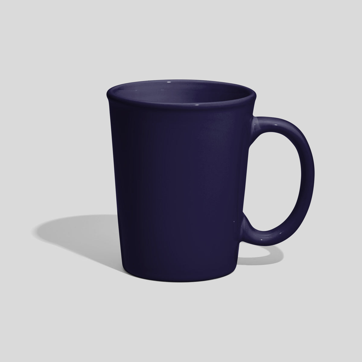 Keramiktasse 350 ml mit Ovalhenkel und Wulstrand – Nachtblau