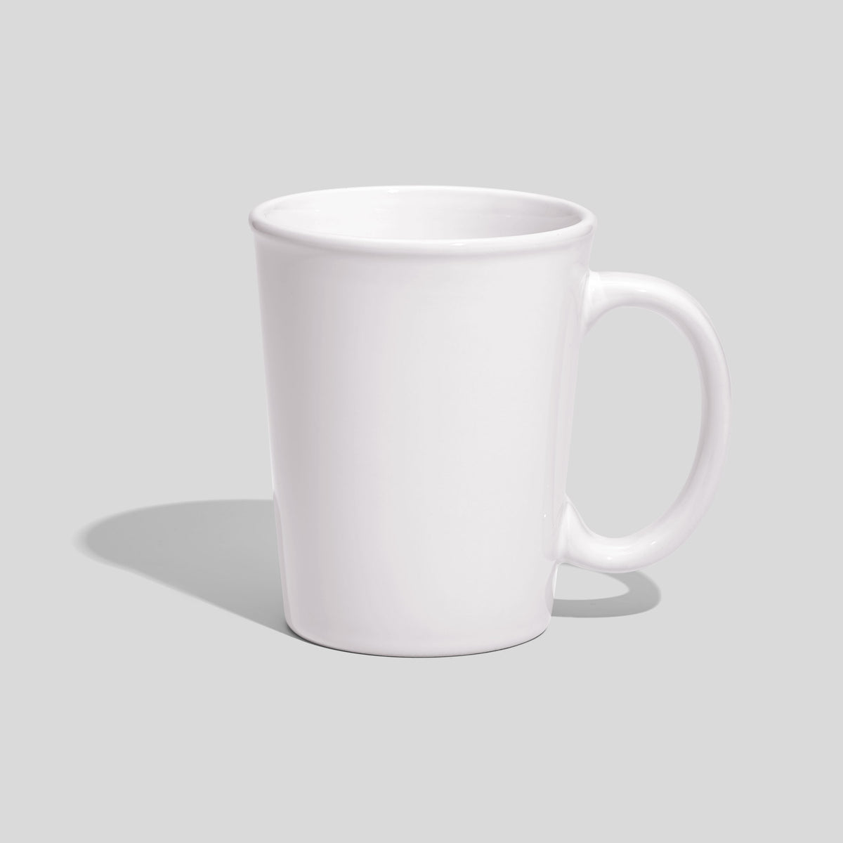 Keramiktasse 350 ml mit Ovalhenkel und Wulstrand – Weiß
