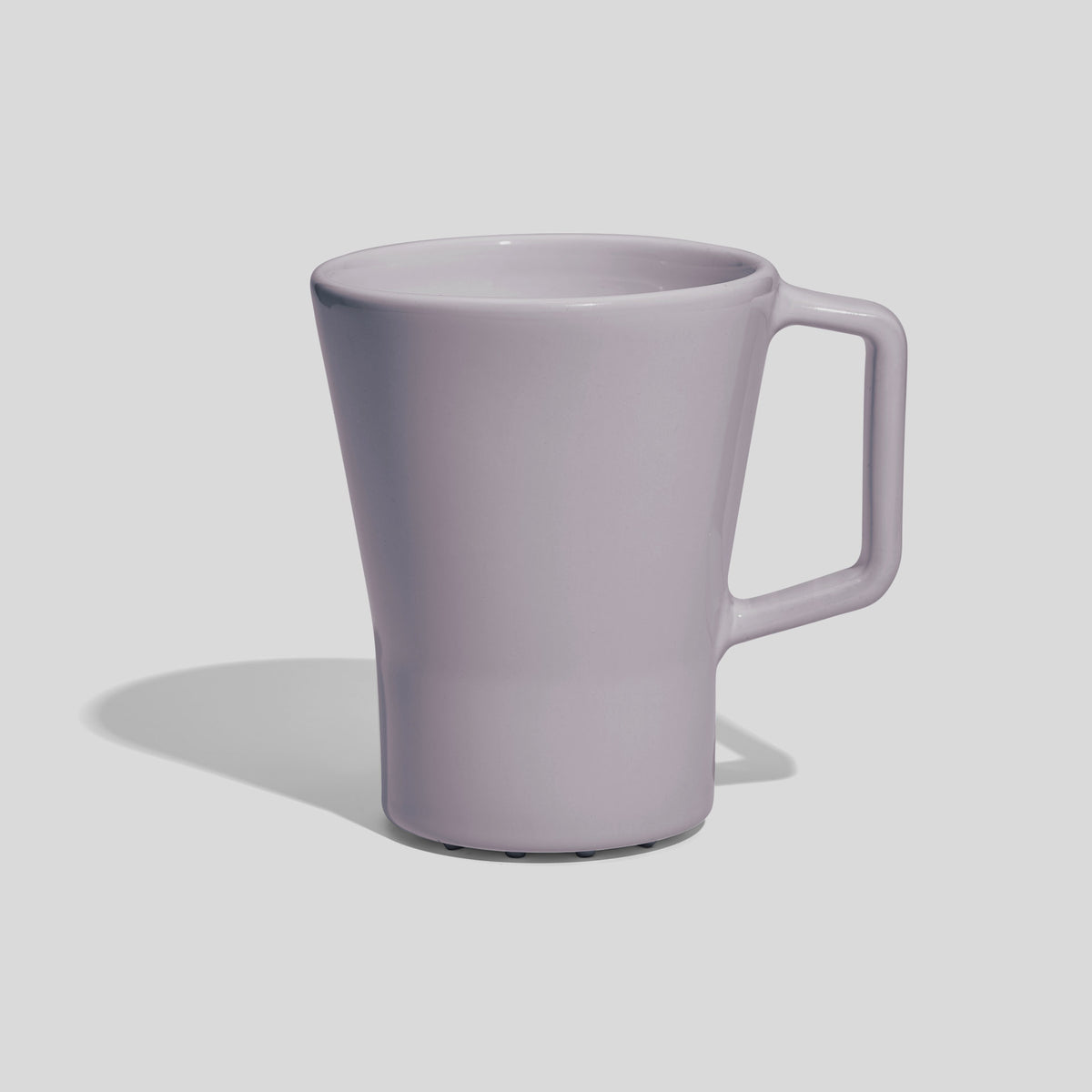 Keramiktasse 400 ml in Trichterform mit Rechteckhenkel – Hellgrau