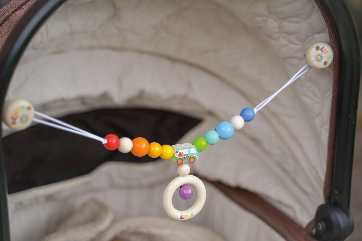 Kinderwagenkette Regenbogen Van mit Love Clips – Detailansicht