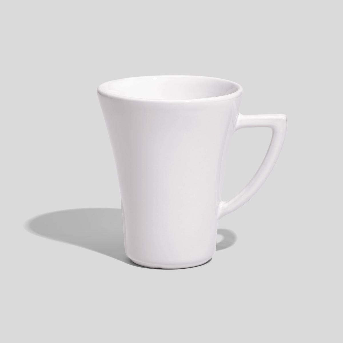 Konische Kaffeetasse 200 ml mit Dreieckshenkel – Weiß
