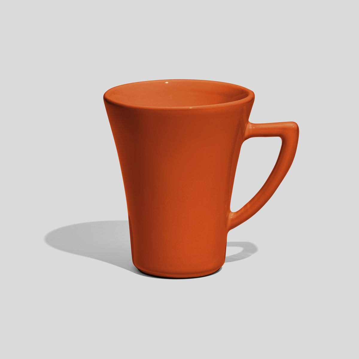 Konische Kaffeetasse 250 ml mit Dreieckshenkel – Orange