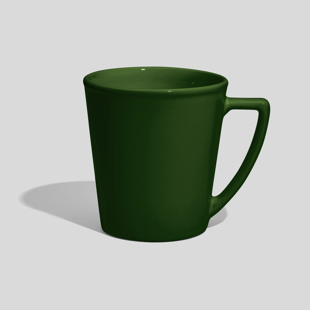 Konische Kaffeetasse 460 ml mit eckigem Henkel – Tannengrün