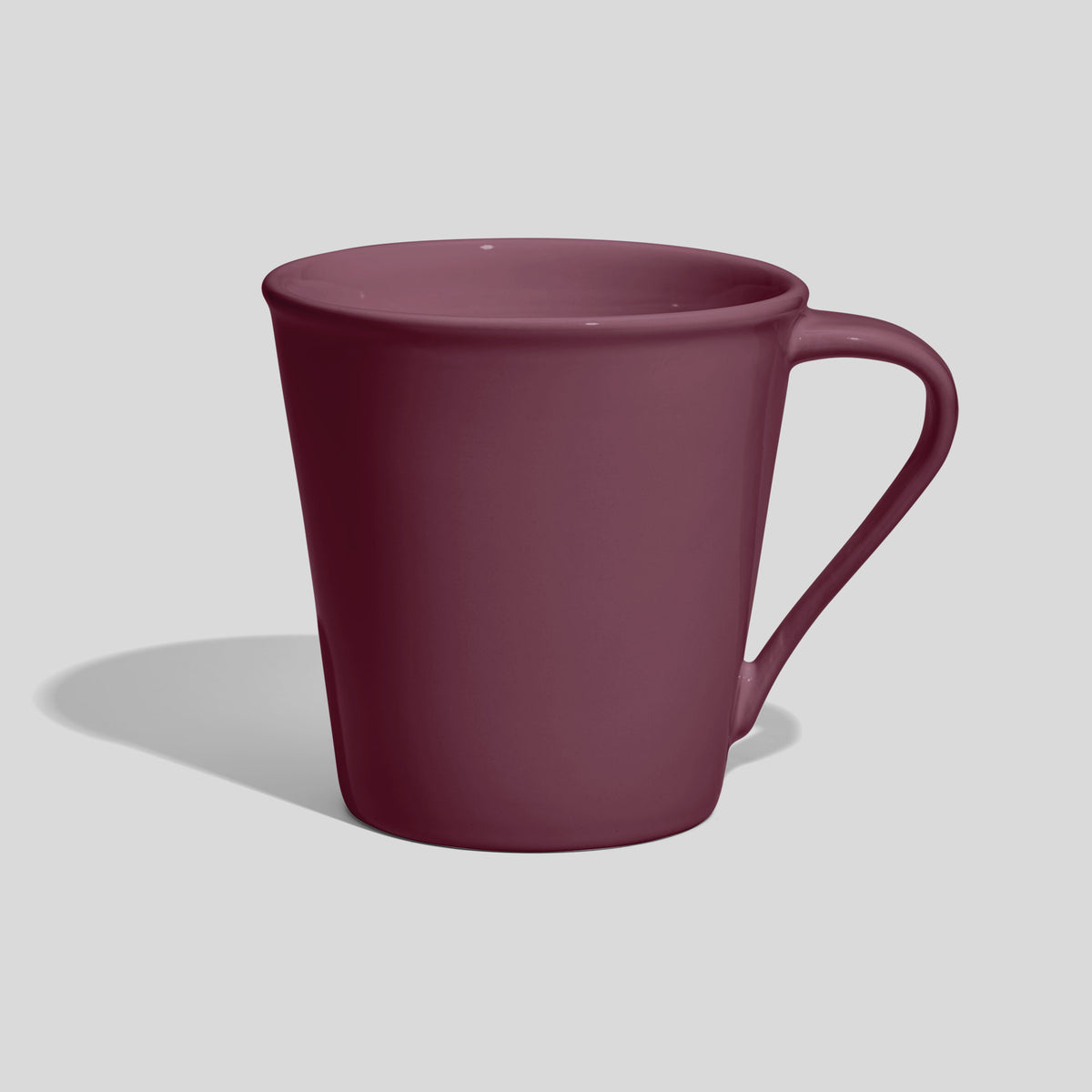 Konische Kaffeetasse 600 ml mit schrägem Henkel – Mauve