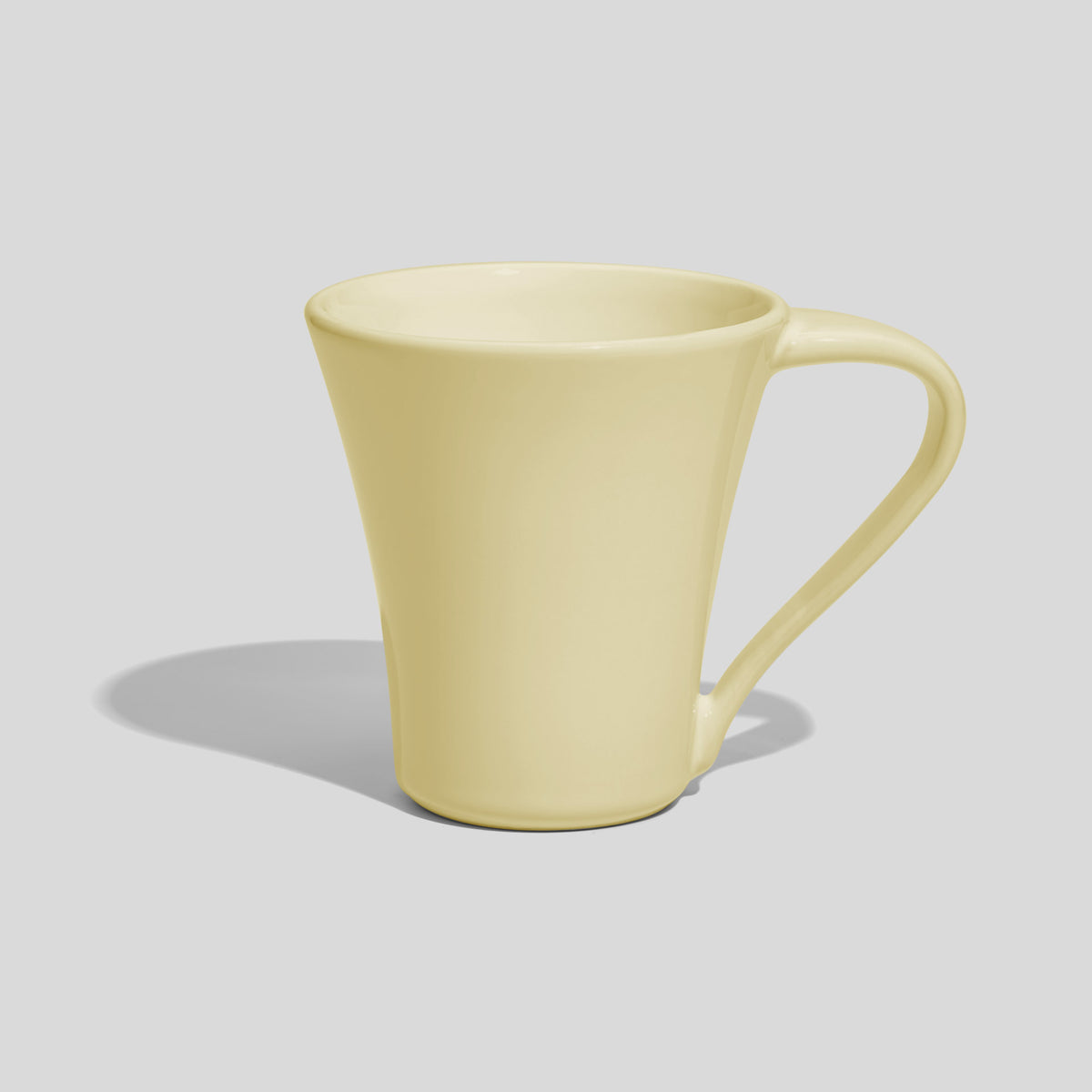 Konische Keramiktasse 200 ml mit geschwungenem Henkel – Ecru