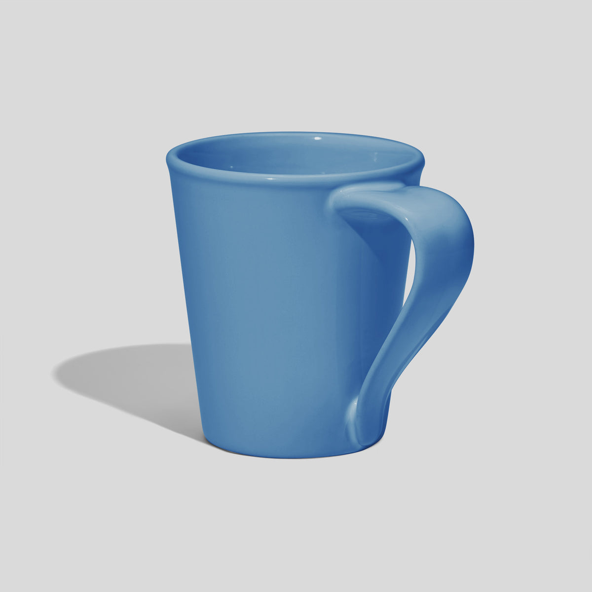 Konische Keramiktasse 280 ml mit geschwungenem Henkel – Himmelblau