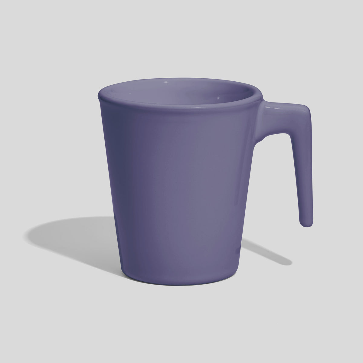 Konische Keramiktasse 280 ml mit offenem Griff – Lavendel