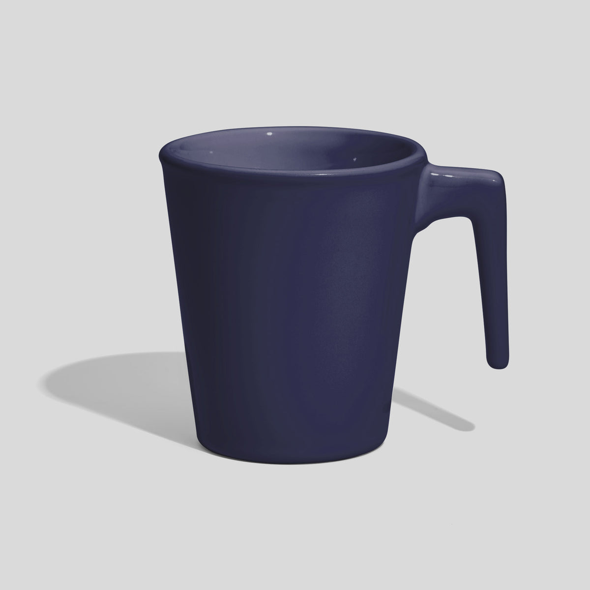 Konische Keramiktasse 280 ml mit offenem Griff – Marineblau