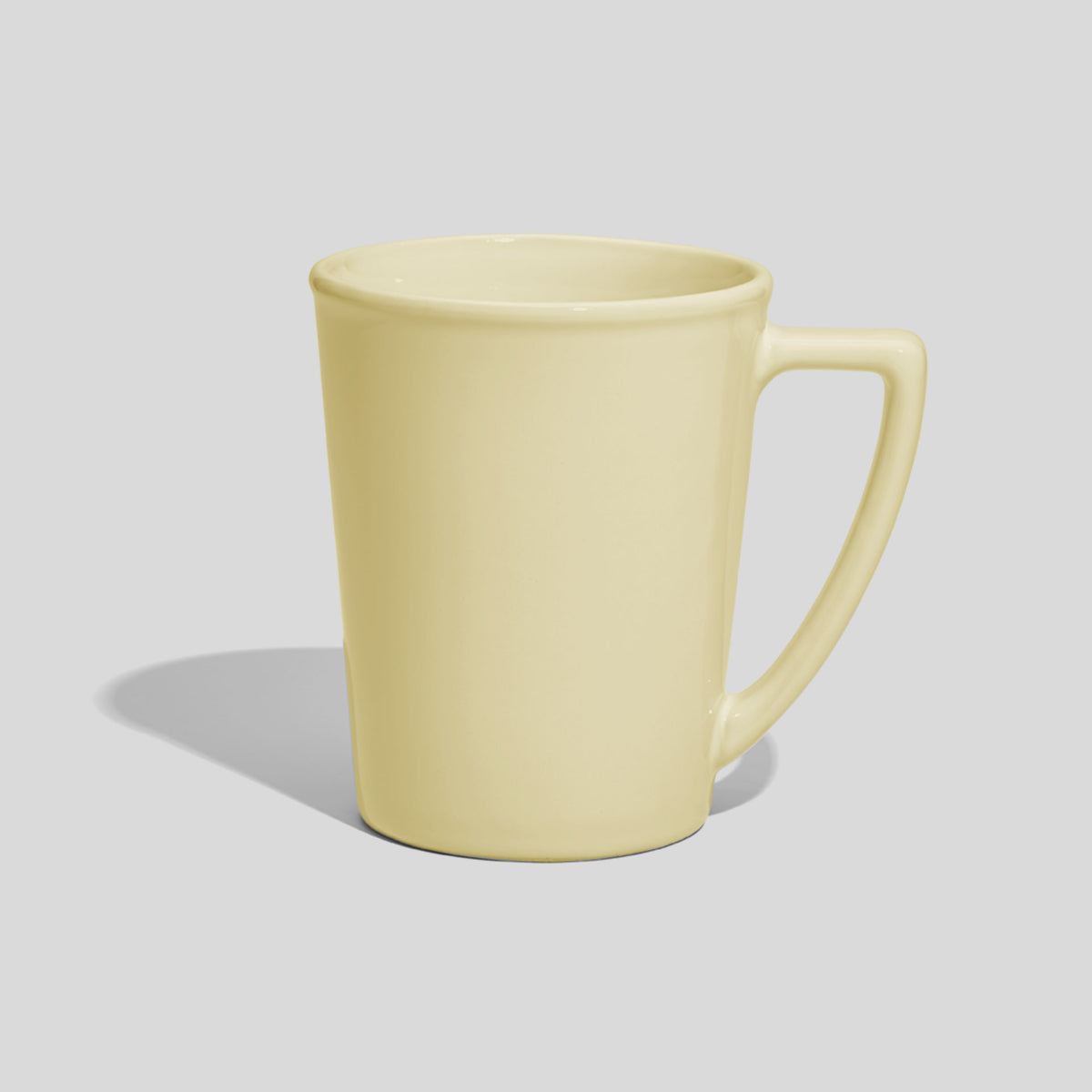 Konische Keramiktasse 280 ml mit Winkelhenkel – Ecru