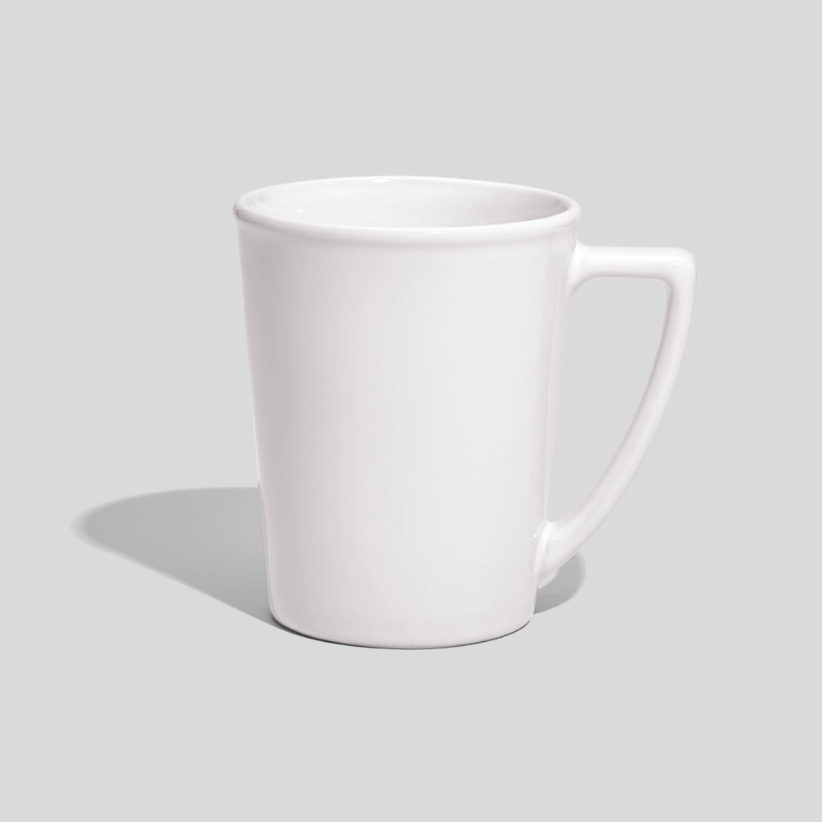 Konische Keramiktasse 280 ml mit Winkelhenkel – Weiß