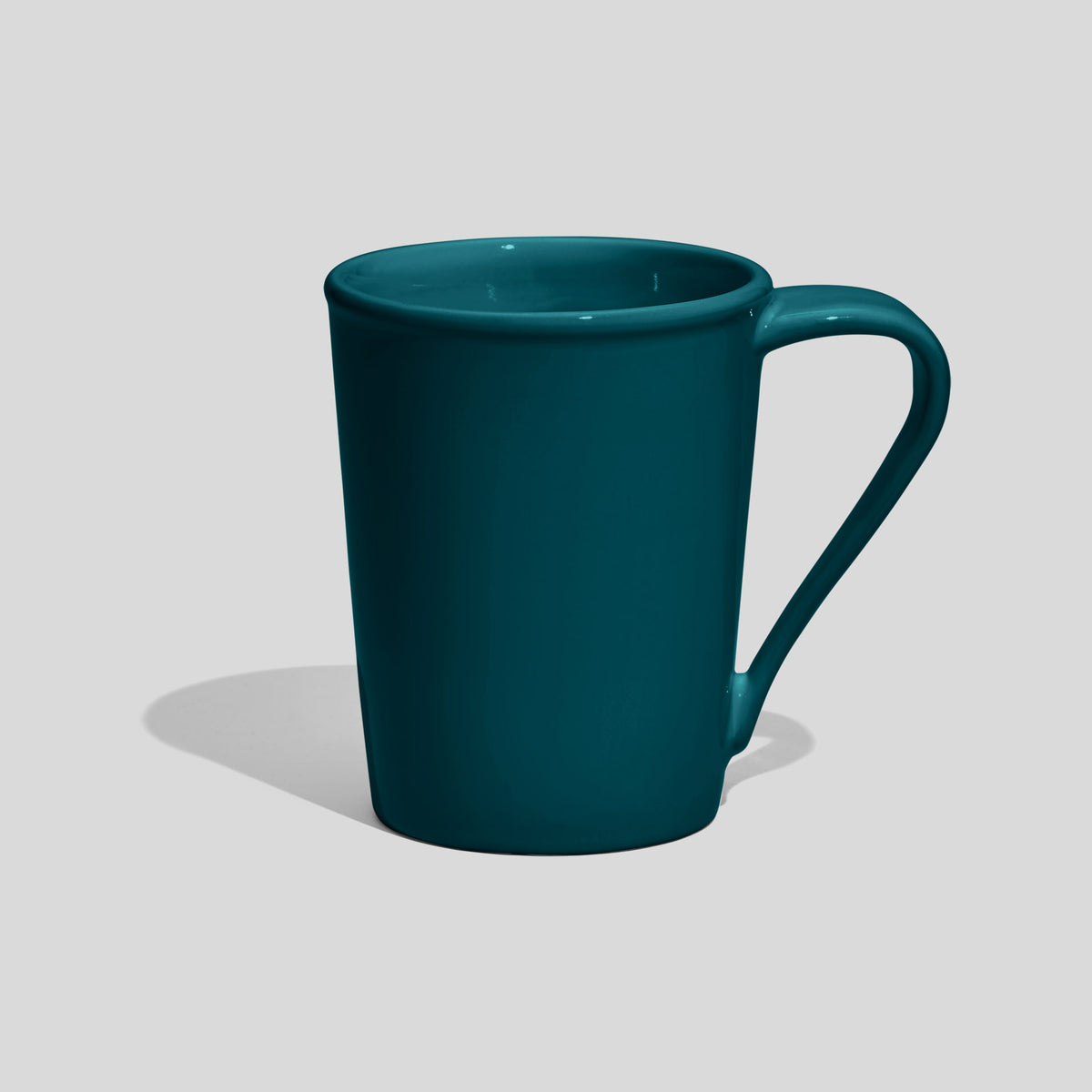 Konische Keramiktasse 350 ml mit lang gezogenem Henkel – Petrol