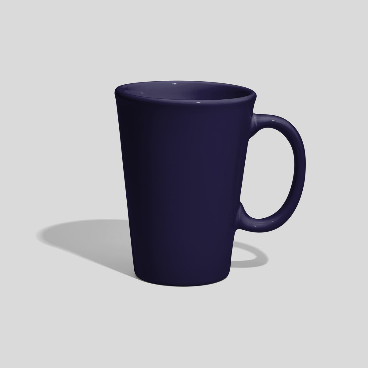 Konische Keramiktasse 380 ml mit ovalem Ringhenkel – Nachtblau
