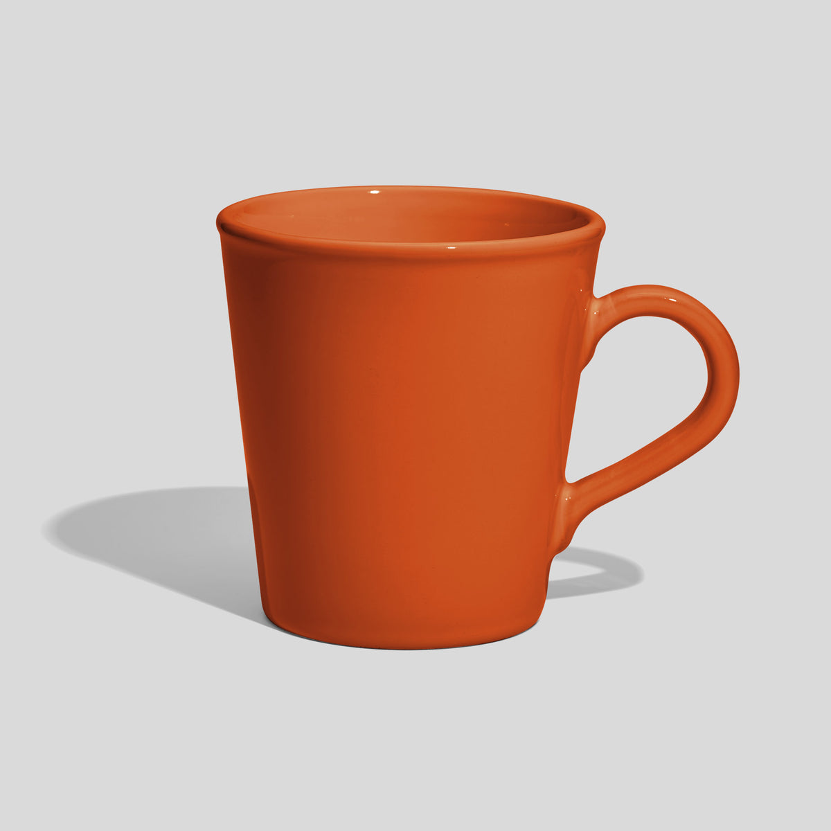 Konische Keramiktasse 460 ml mit Bogenhenkel – Orange