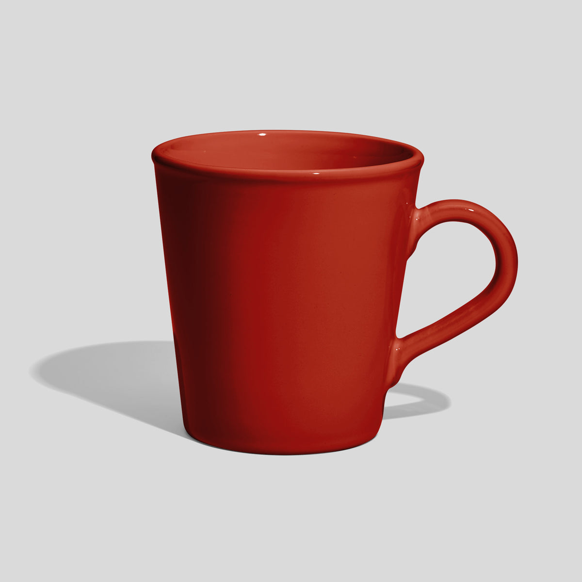 Konische Keramiktasse 460 ml mit Bogenhenkel