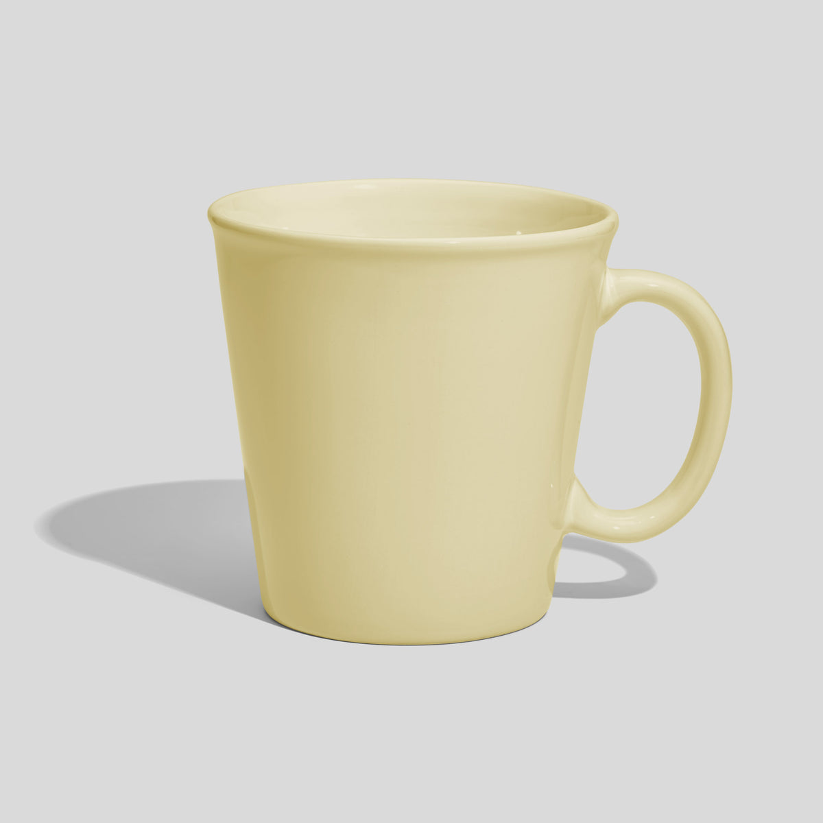 Konische Keramiktasse 600 ml mit großem Ringhenkel – Ecru