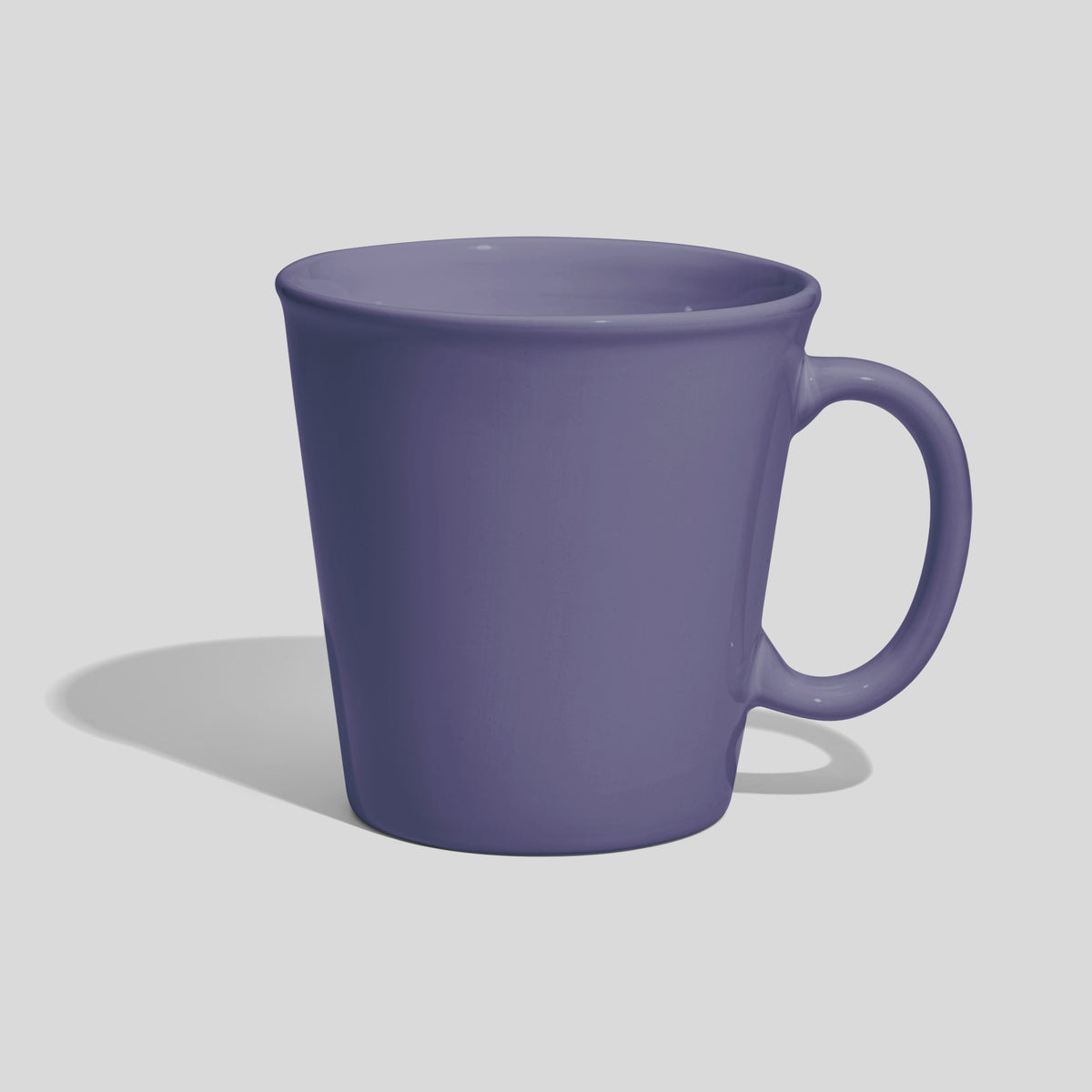 Konische Keramiktasse 600 ml mit großem Ringhenkel – Lavendel