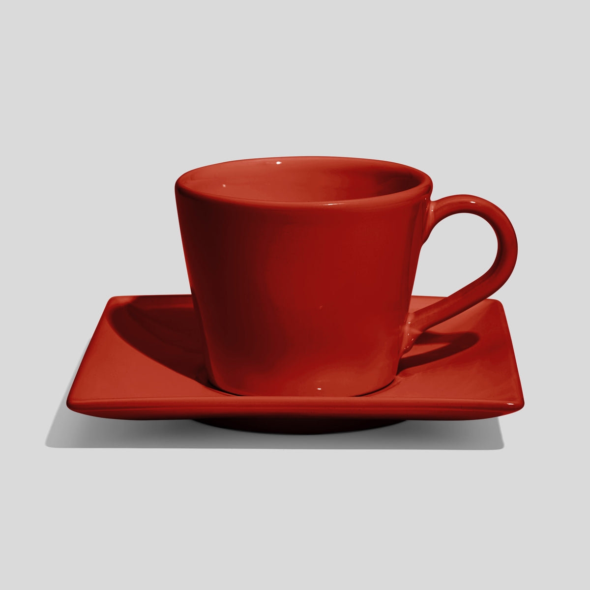 Konische Tasse mit quadratischer Untertasse 320 ml
