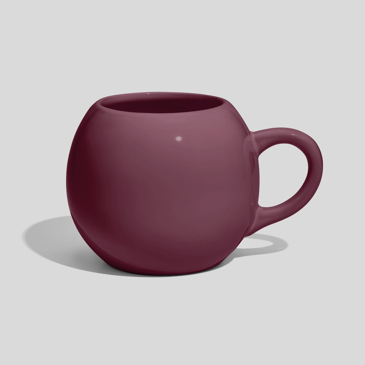 Kugelförmige Keramiktasse 420 ml mit Schlaufenhenkel – Mauve