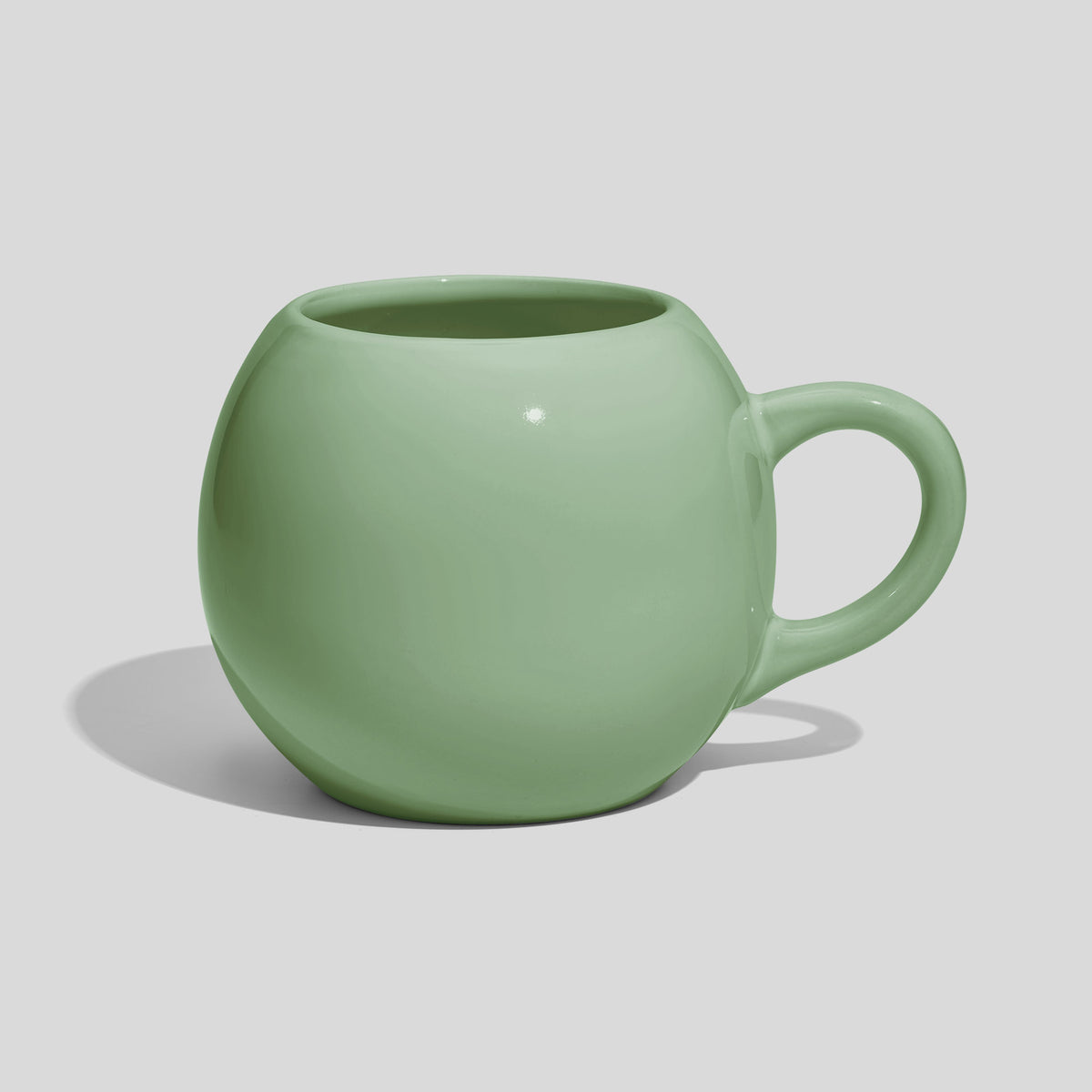 Kugelförmige Keramiktasse 420 ml mit Schlaufenhenkel – Mintgrün