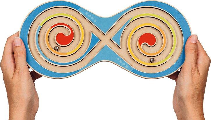 Kugelspiel Motorik Acht in Schleifenform aus Holz – zweite Ansicht
