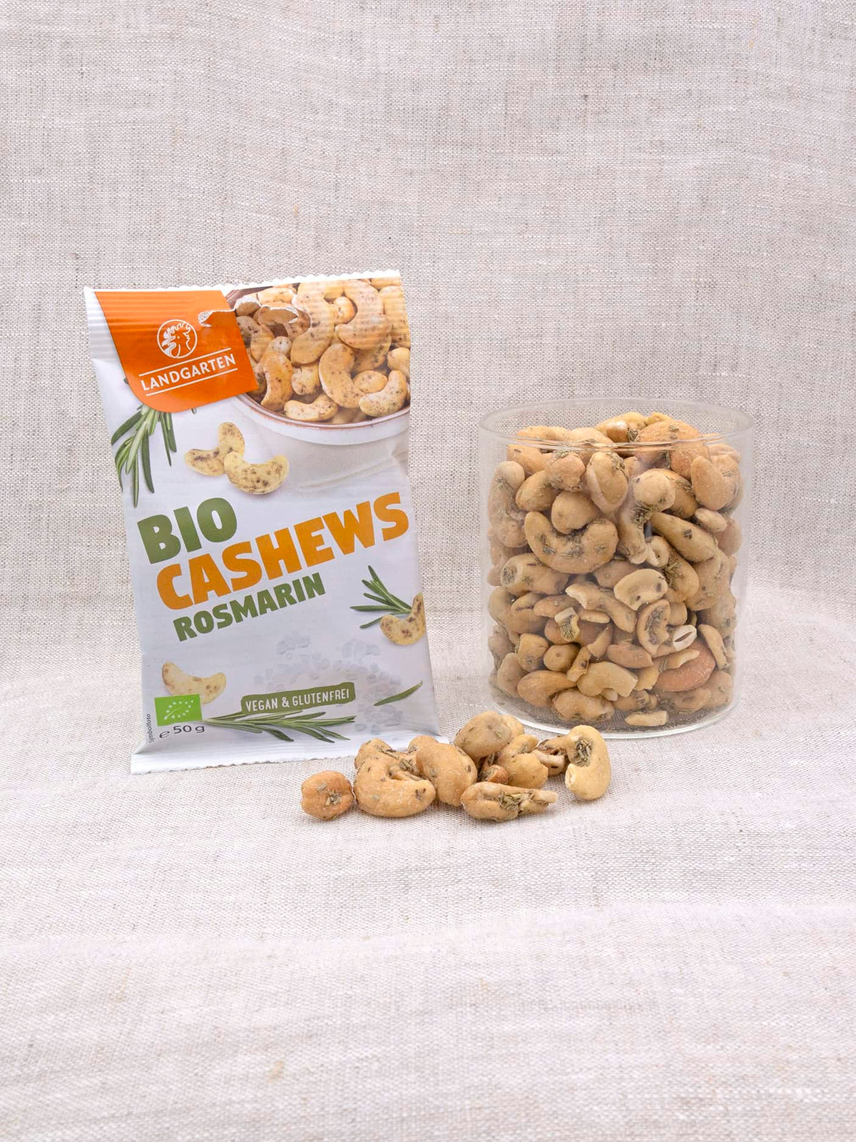 LANDGARTEN Bio Cashews Rosmarin und Meersalz 50 g mit Logo Button